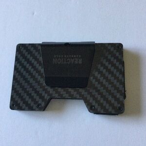 KENNETH COLE REACTION HARDSIDE METAL CARD CASE WALLET WITH MONEY CLIP BLACK/GRAY